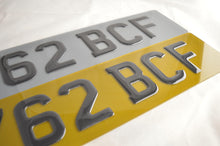 Load image into Gallery viewer, 3D tinted Gel Number Plate-Crystal plates