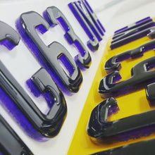 Load image into Gallery viewer, purple gel Number Plate - Crystal Plates