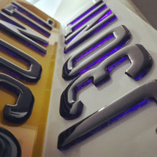 Load image into Gallery viewer, purple gel Number Plate - Crystal Plates