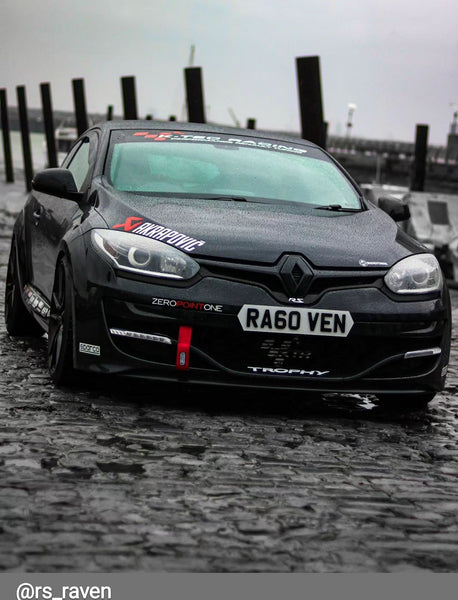 Renault Megane RS with some hex shaped 4D plates