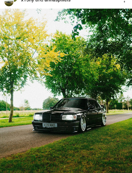 Mercedes 190e with some legal 3D gel plates