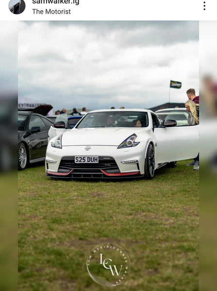 Nissan 370z Nismo with some short 3D gel plates